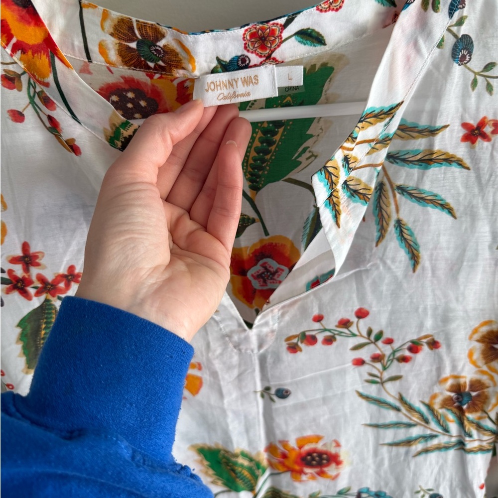 Johnny Was Ardella Dress/Cover up - Silk Blend - White Floral - Size Large - Picture 6 of 14
